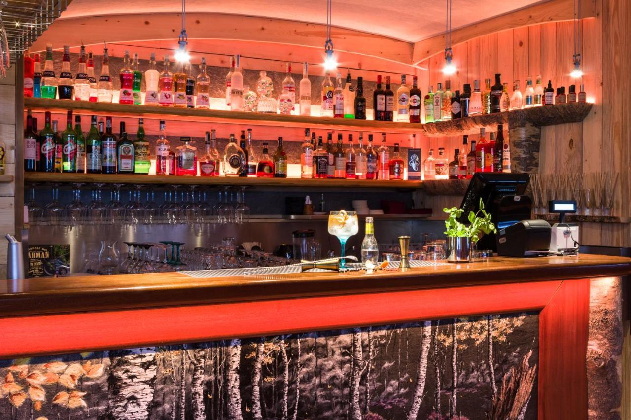Hotel Moderno Restaurant เซรีนา ภายนอก รูปภาพ