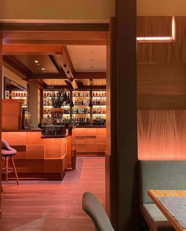 Hotel Moderno Restaurant เซรีนา ภายนอก รูปภาพ