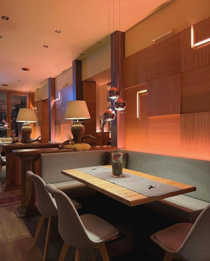 Hotel Moderno Restaurant เซรีนา ภายนอก รูปภาพ